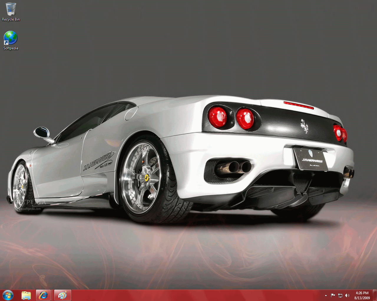 Download Ferrari Windows 7 Desktop Theme